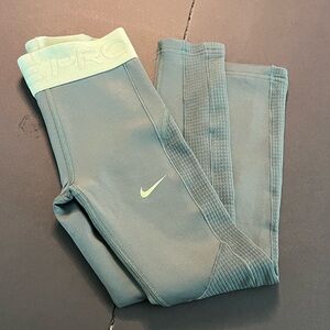 Girls Nike Pro Teal Leggings
